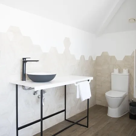 Guest house Volcanic Charming House 4*