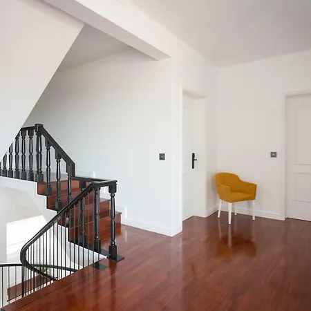 Guest house Volcanic Charming House 4*