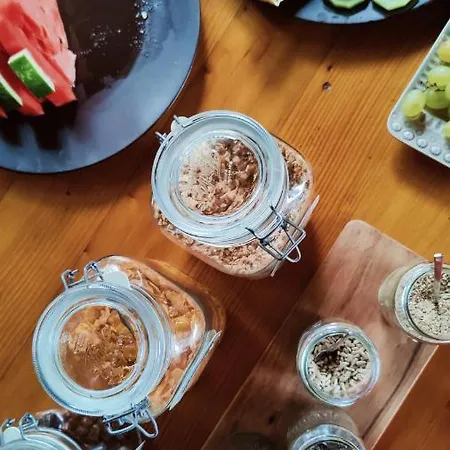 Πανσιόν Volcanic Charming House