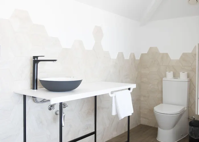 Guest house Volcanic Charming House 4*