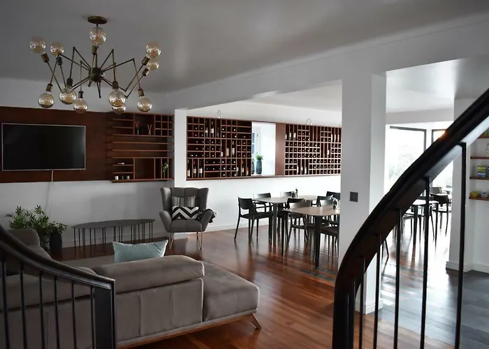 Guest house Volcanic Charming House 4*