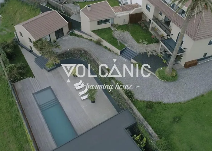 게스트하우스 Volcanic Charming House 4*